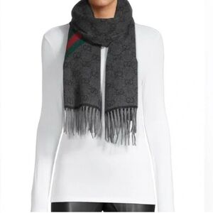 NWT Gucci Scarf